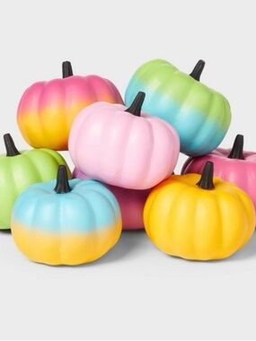 NIB Target Hyde & Eek! Mini Pumpkins